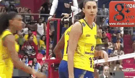  Sheilla Castro  PETIT-DIEULOIS