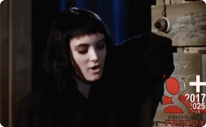 Winona ryder dieulois