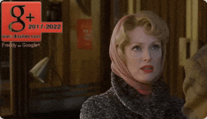  Julianne Moore  PETIT-DIEULOIS