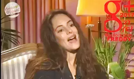  Madeleine Stowe  PETIT-DIEULOIS
